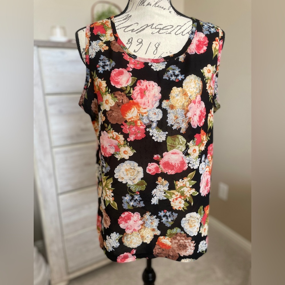 Zanzea Black and Pink Non-Fitted Tank Top